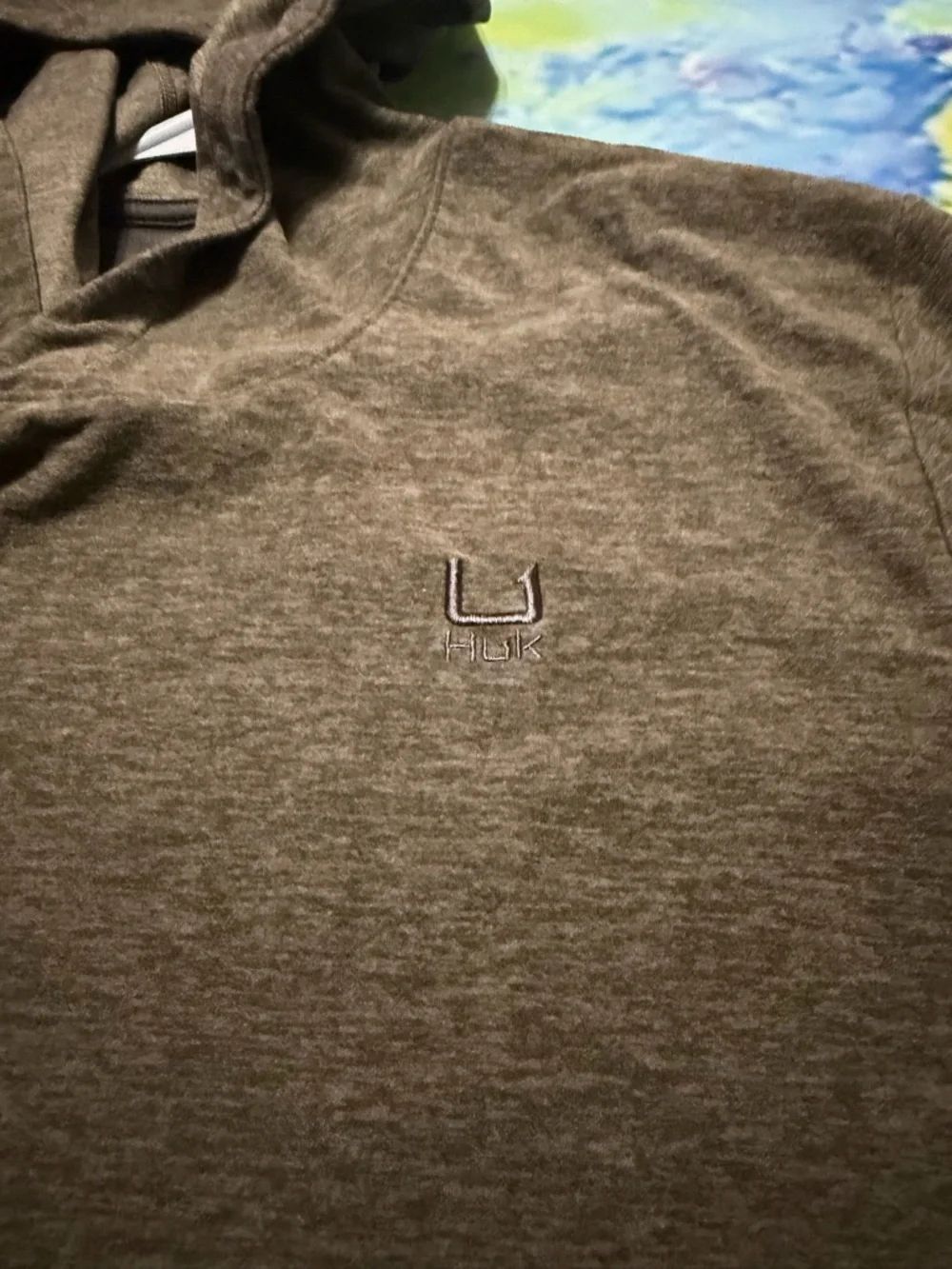 Huk Leeward Olive Green  Lightweight Fleece Pullover Hoodie - Picture 8 of 11